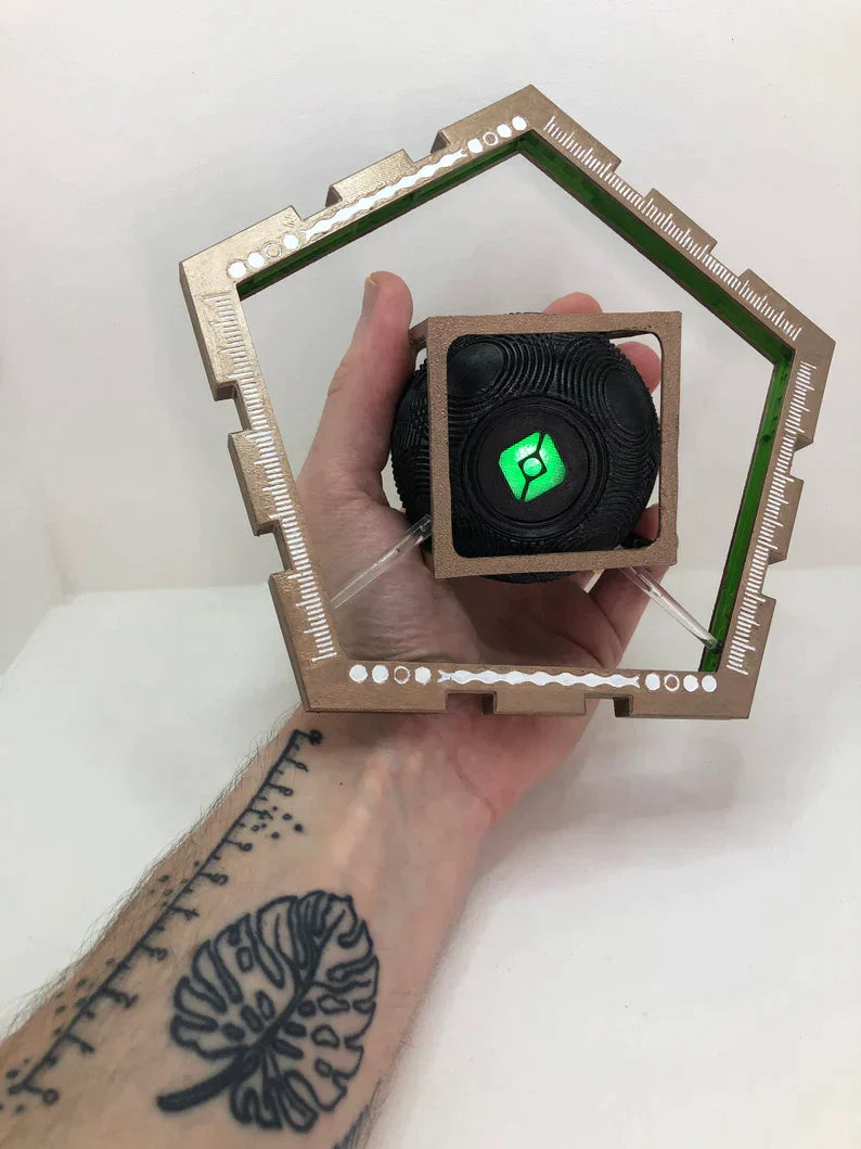 Cosmographicum Shell /// Coque Cosmographique