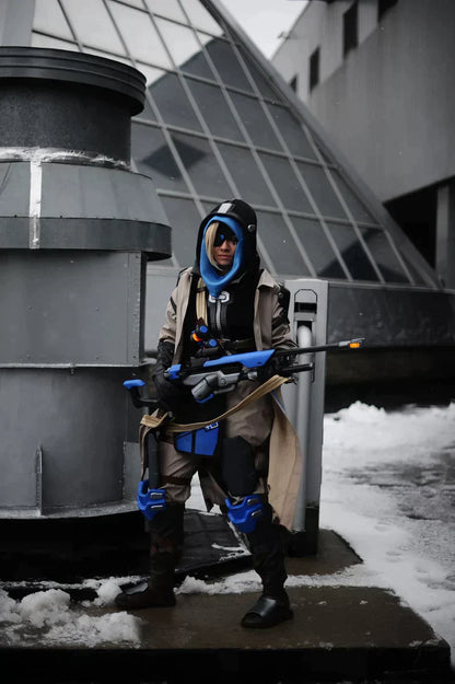 Ana's Biotic Rifle cosplay prop