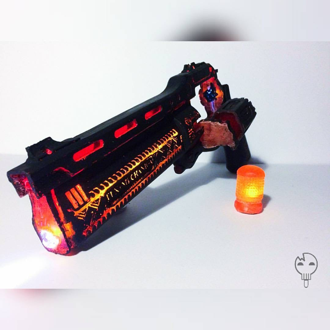Hunters Golden Gun LED Prop