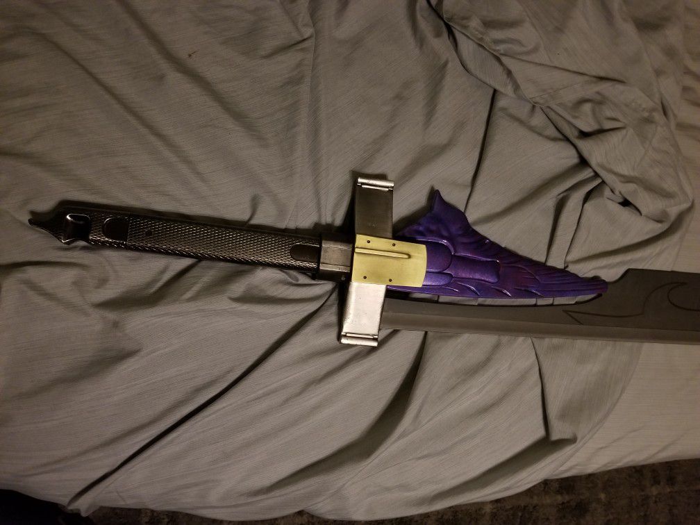 Destiny Exotic Swords  Prop