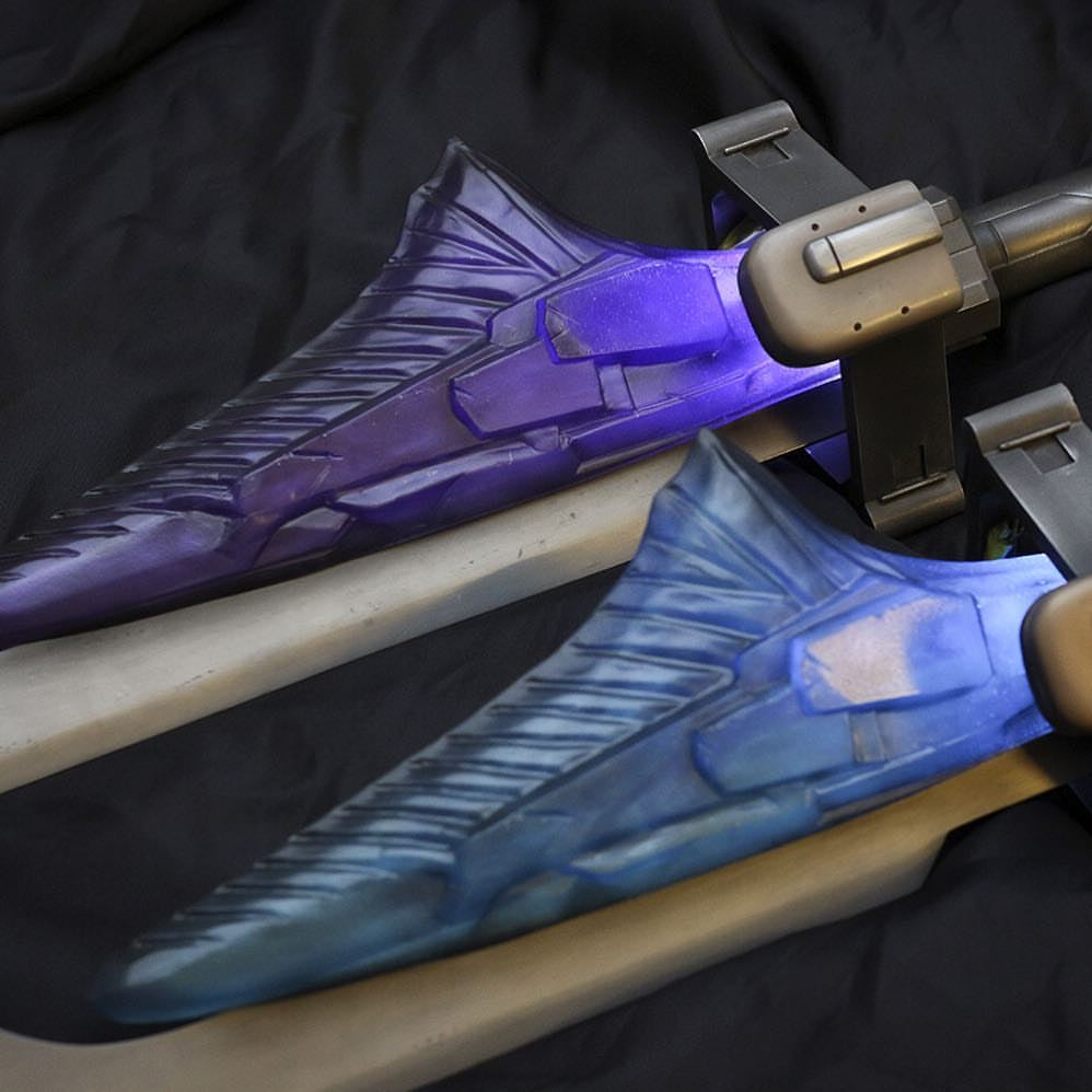 Destiny Exotic Swords  Prop