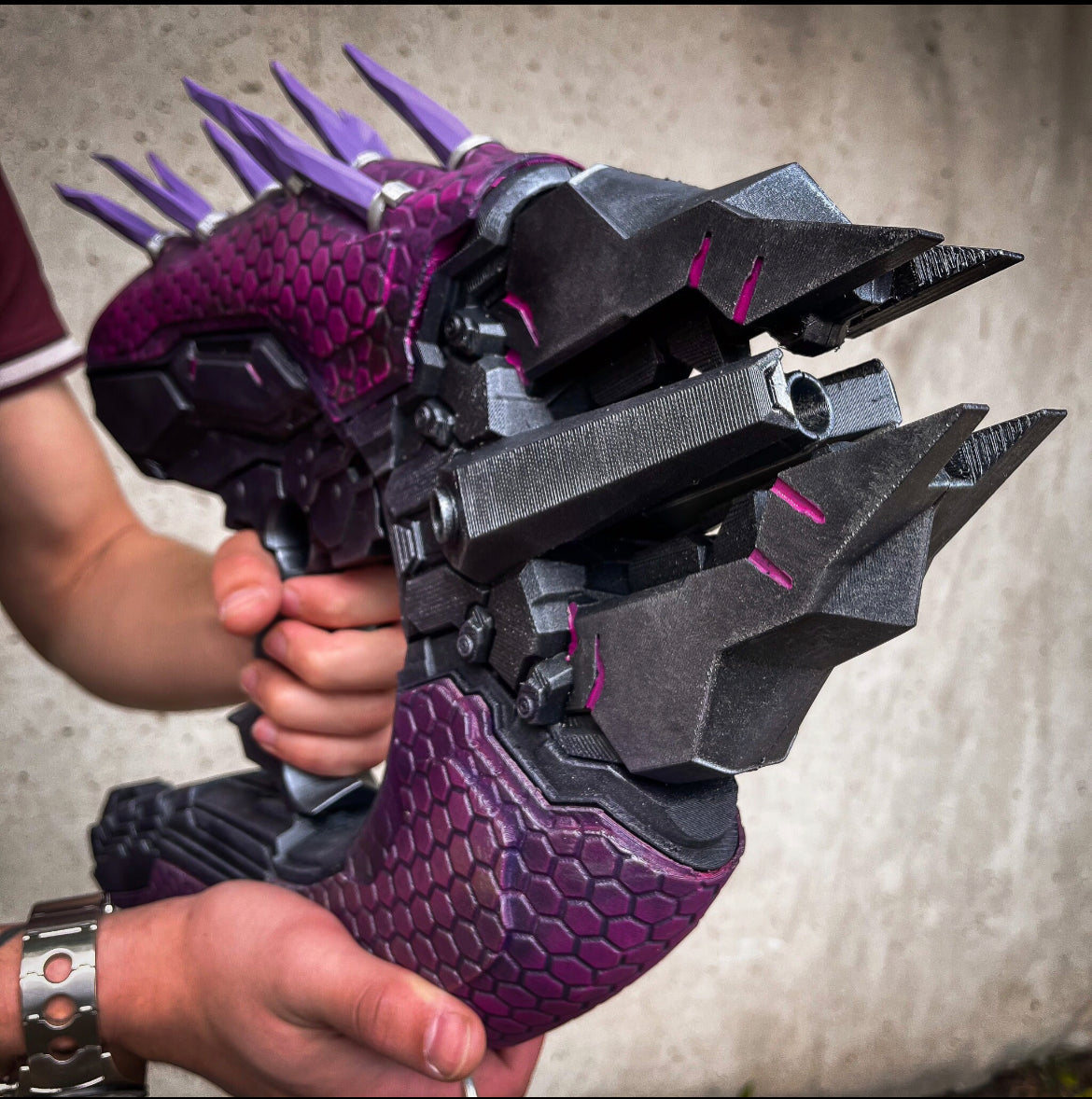 Halo Needler
